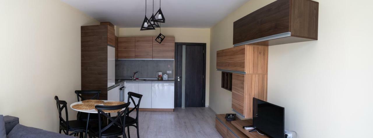 La Familia Apartments Warna Zewnętrze zdjęcie