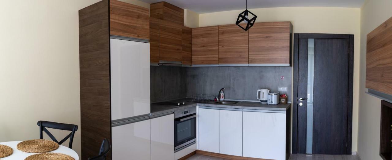 La Familia Apartments Warna Zewnętrze zdjęcie