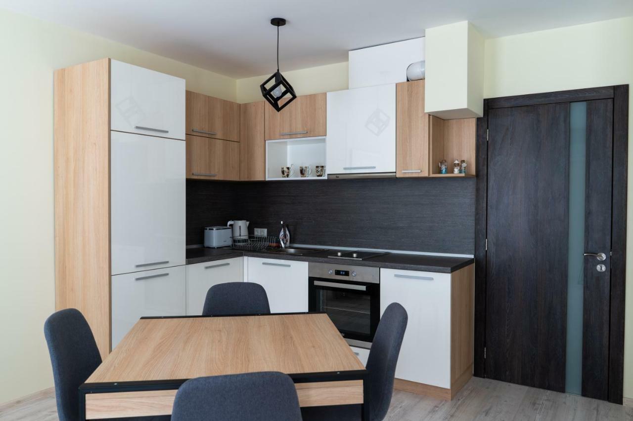 La Familia Apartments Warna Zewnętrze zdjęcie